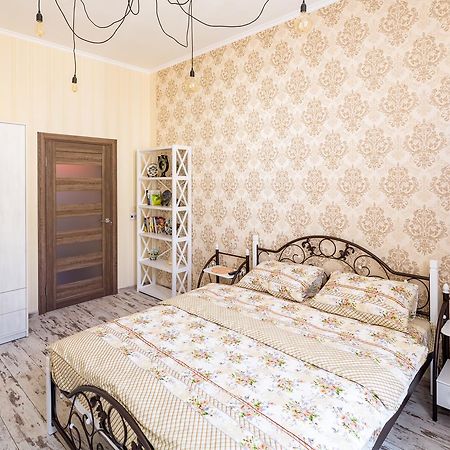 Medova Apartment Лвив Екстериор снимка