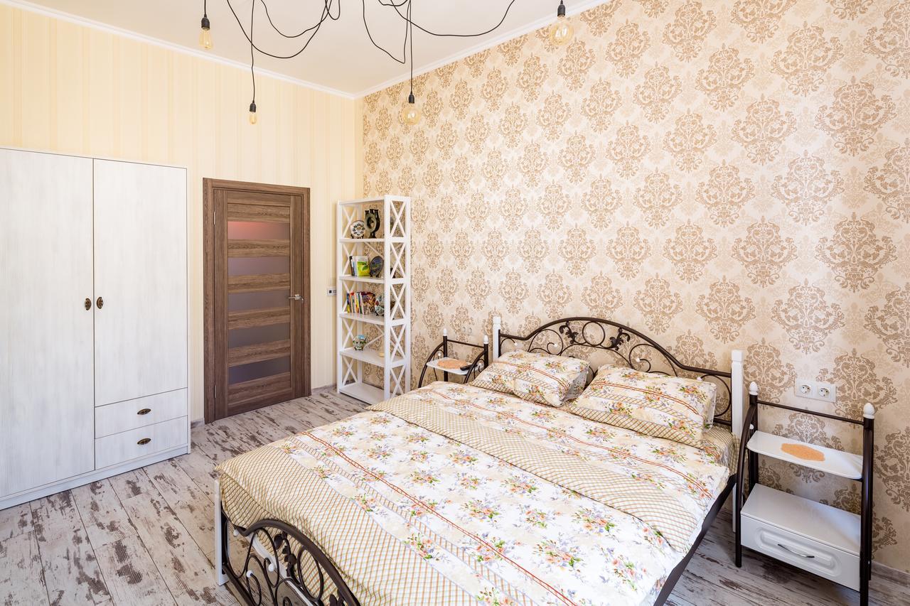 Medova Apartment Лвив Екстериор снимка